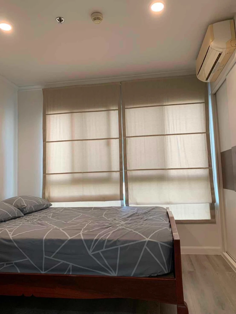 For rent: Lumpini Place Rama 4–Kluaynamthai, 9th floor, open view, fully furnished, nice to live in, book now, urgently.