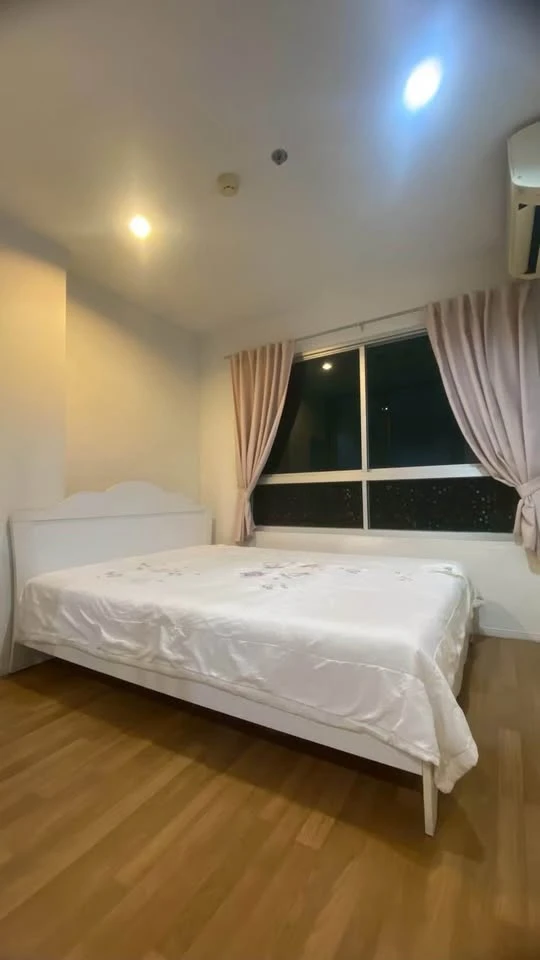 For rent: Lumpini Place Suksawat - Rama 2, 1 bedroom, 1 bathroom, fully furnished, great location, not hot, don't miss out!
