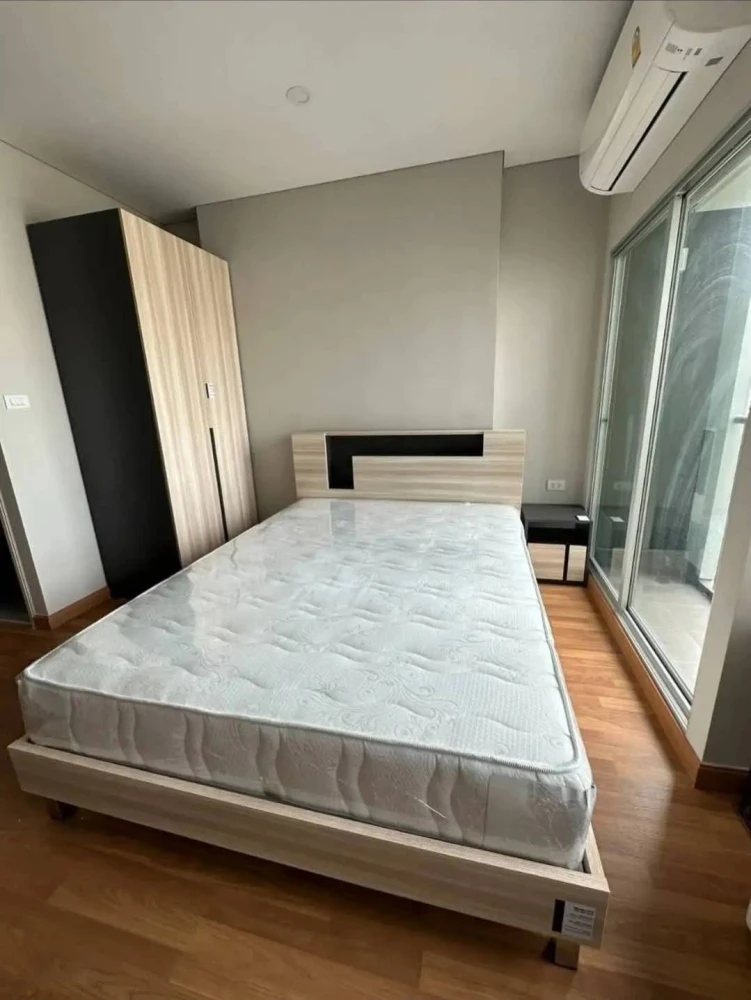 For rent: Lumpini Place Taopoon - Interchange, 16th floor, nice room, fully furnished, reserve now.