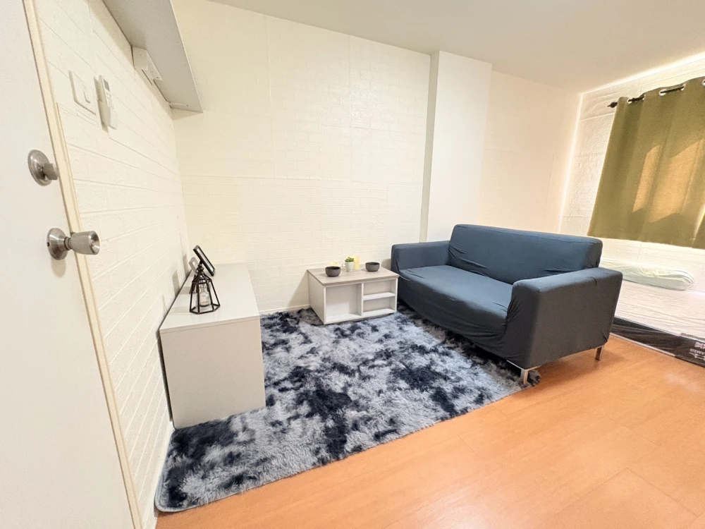 For rent: Lumpini Township Rangsit Klong 1, 3rd floor, fully furnished, very livable. Book now!
