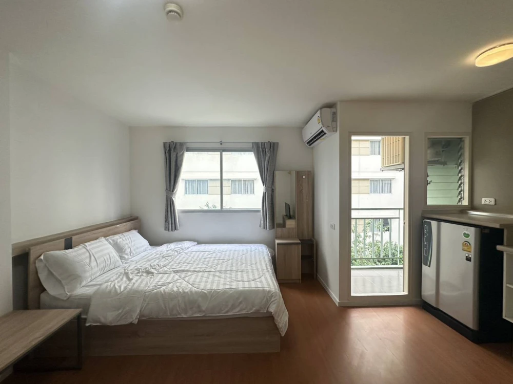 For rent: Lumpini Township Rangsit Klong 1, 3rd floor, fully furnished room, ready to move in, reserve now, don't wait.