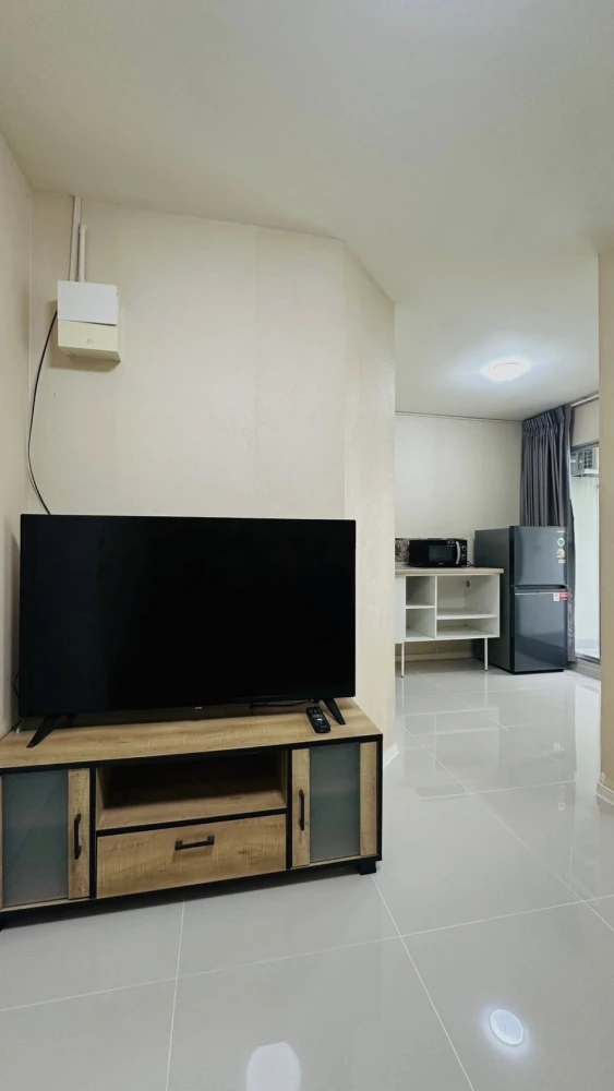 For rent: Lumpini Township Rangsit Klong 1, 4th floor, nice room, fully furnished, reserve now.