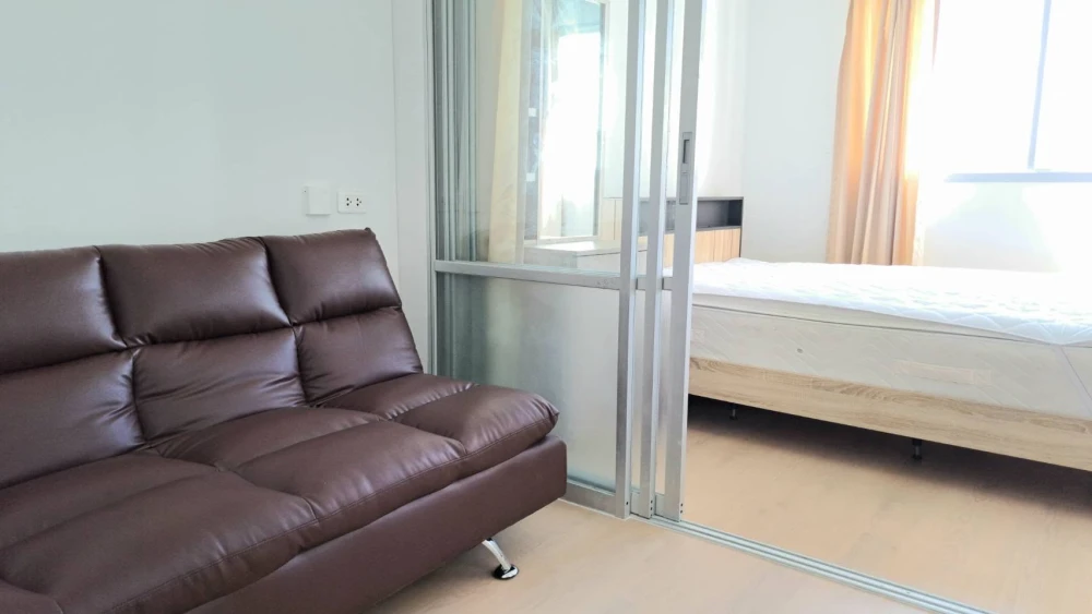 For rent: Lumpini Township Rangsit Klong 1, 7th floor, partitioned unit, fully furnished, ready to move in. Book now!