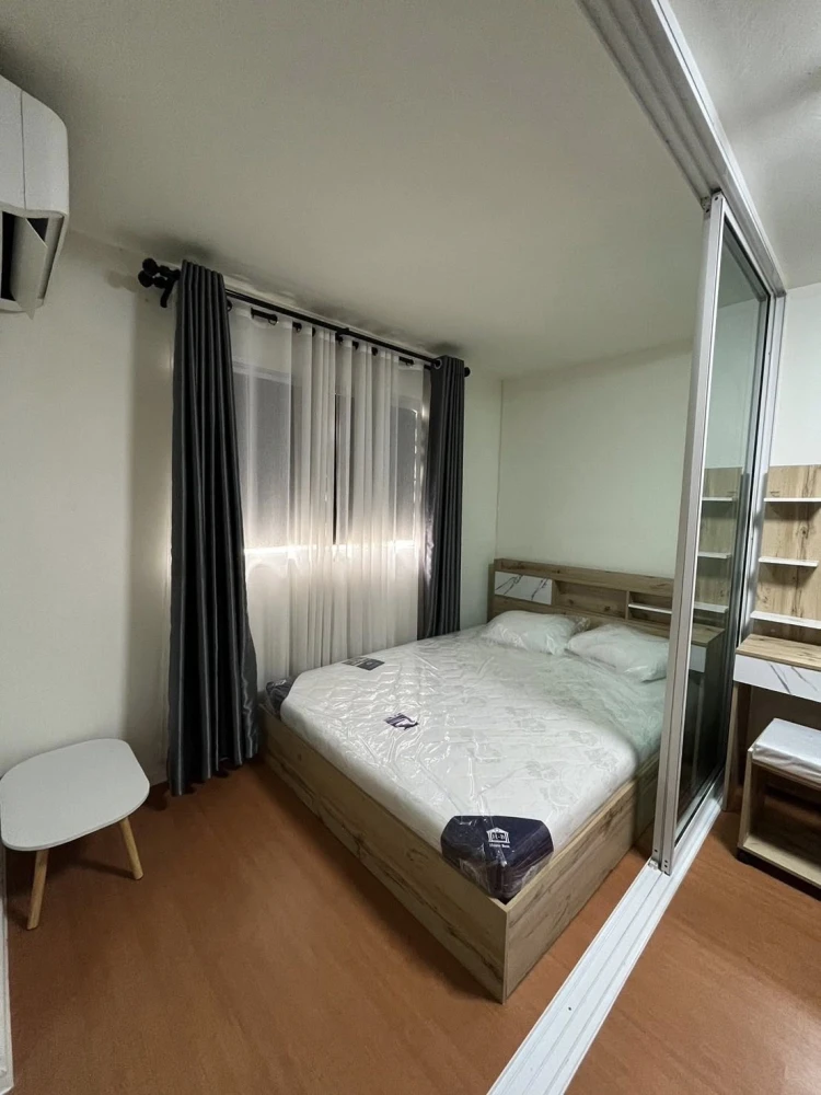 For rent Lumpini Township Rangsit Klong 1, 7th floor, corner room, fully furnished, partitioned room, reserve now.