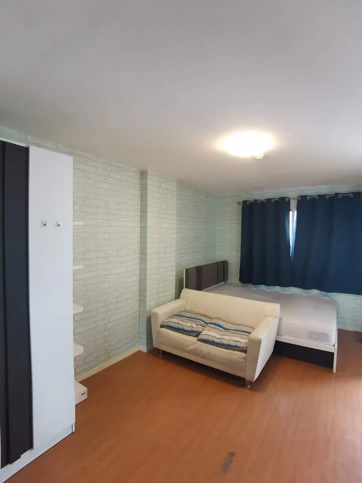 For rent: Lumpini Township Rangsit Klong 1, 7th floor, fully furnished, nice to live in, reserve now before it's gone.