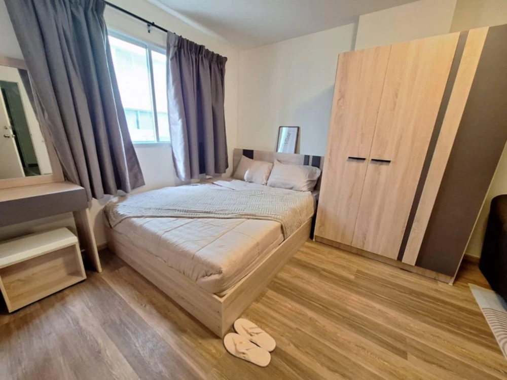For rent: Lumpini Township Rangsit Klong 1, a lovely apartment fully furnished. Just bring your bags and move in!