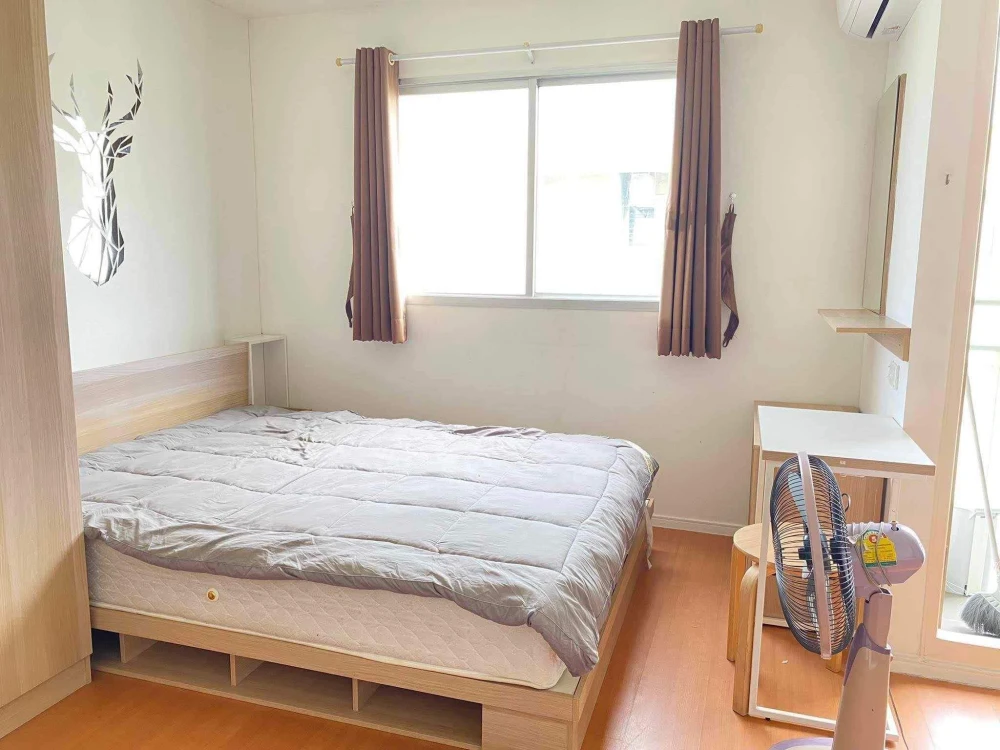 For rent: Lumpini Township Rangsit Klong 1 room, ready to move in, fully furnished, affordable price, just bring your own luggage and move in. Hurry a
