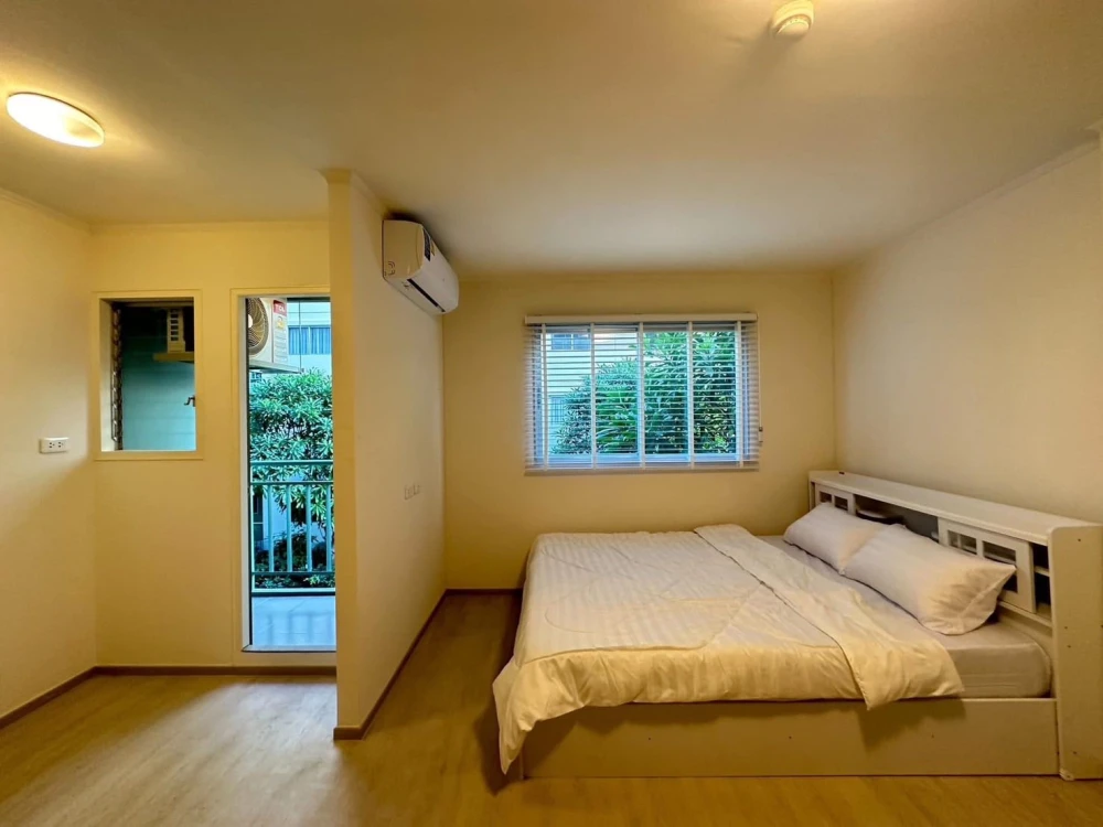 For rent: Lumpini Township Rangsit Klong 1, 2 bedrooms, spacious living area, fully furnished. Book now!