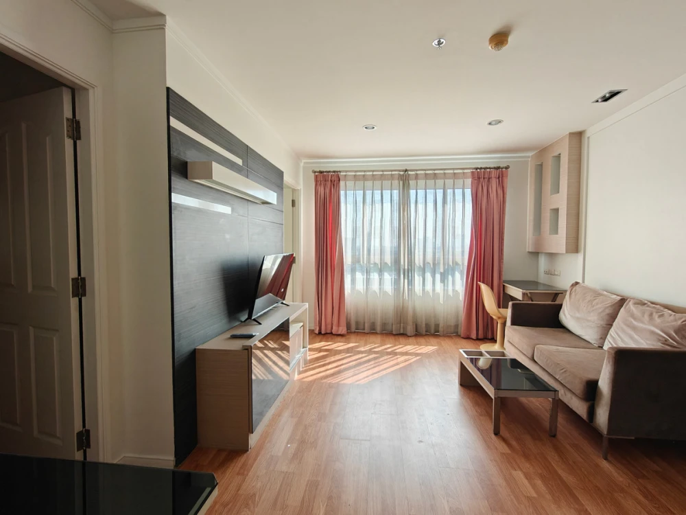2-bedroom apartment for rent at Lumpini Ville Lasalle-Barring, fully furnished. Book now!