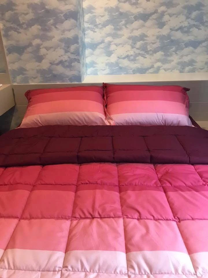 For rent: Lumpini Ville Nakhon In Riverview, a lovely room with beautiful wallpaper and fully furnished. Reserve now!