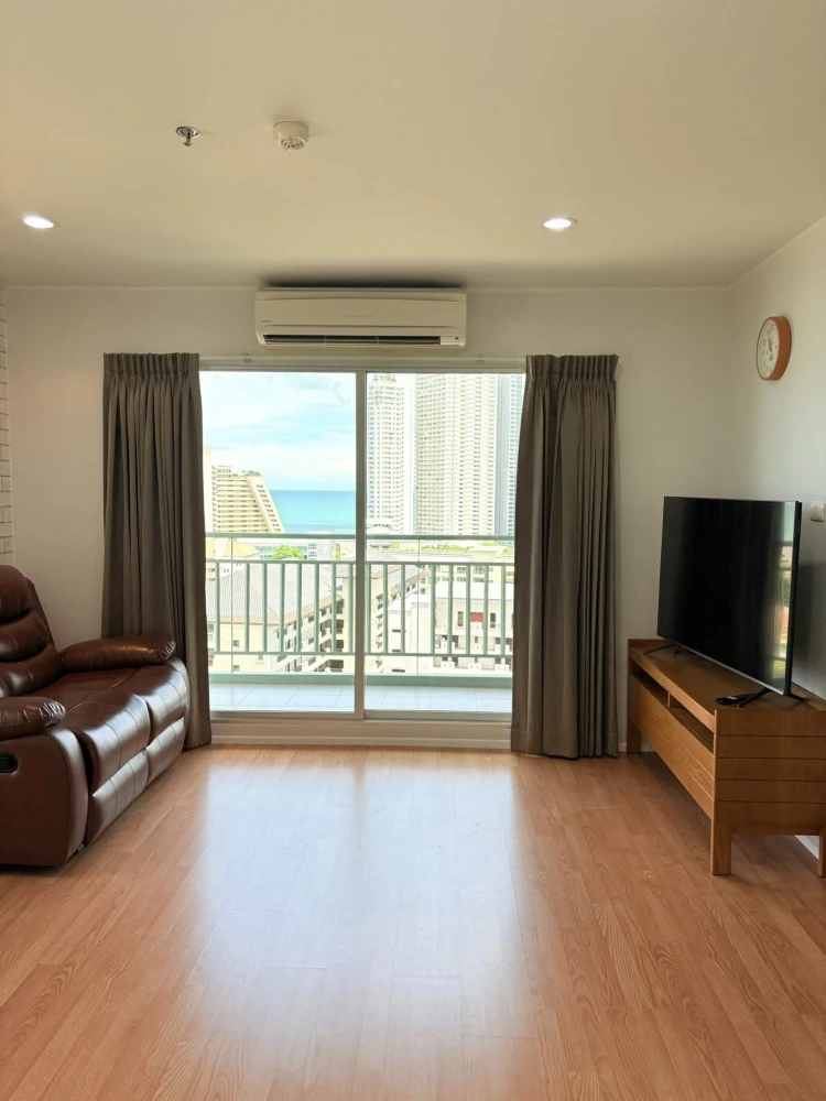 For rent: Lumpini Ville Naklua - Wongamat, 12th floor | Corner unit | Sea view | 42 sq.m. | Fully furnished.
