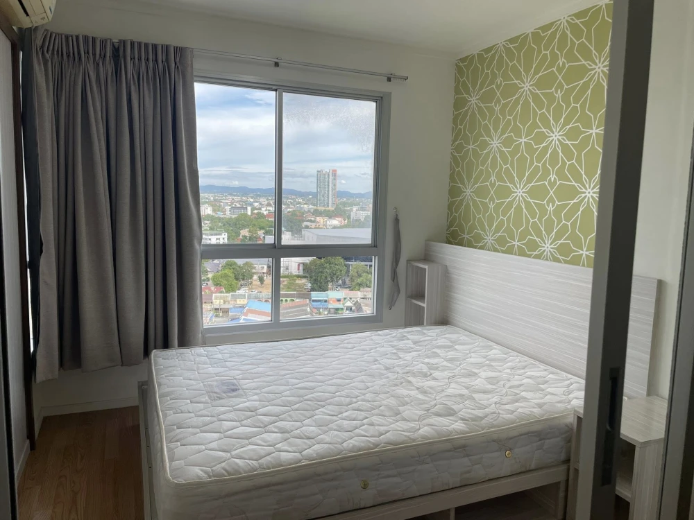 For rent: Lumpini Ville Naklua - Wongamat. Lovely room with full amenities. Just bring your bags and move in.