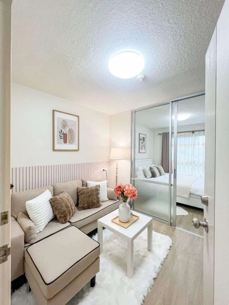 For rent: Lumpini Ville Onnut - Ladkrabang, 2 comfortable rooms, decorated in a cool theme, comes with complete amenities. Hurry and reserve now!
