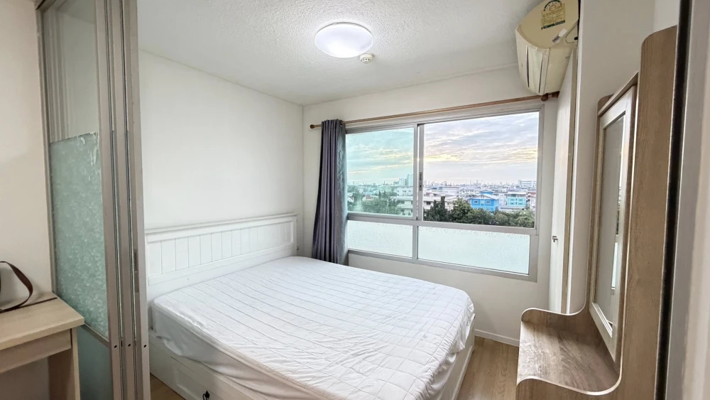 For rent: Lumpini Ville Onnut – Ladkrabang, a lovely room on the 7th floor, fully furnished, beautiful view, not blocked, reserve now!
