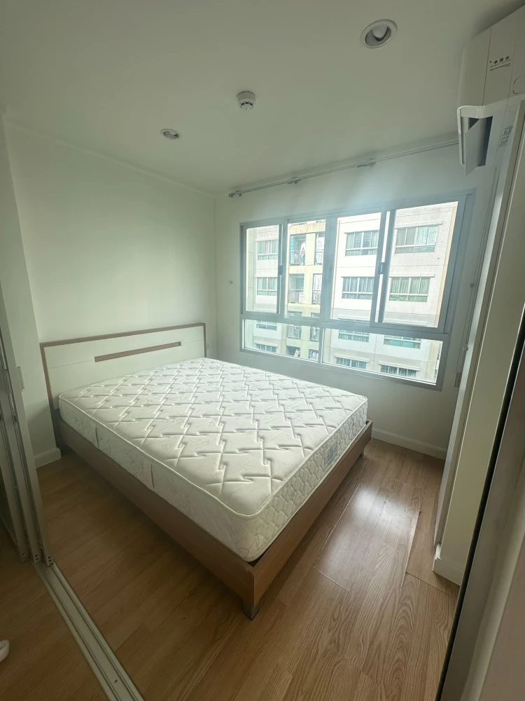 For rent: Lumpini Ville Pattanakarn New Phetchaburi, a nice room, good location, comes with complete facilities. Reserve now!