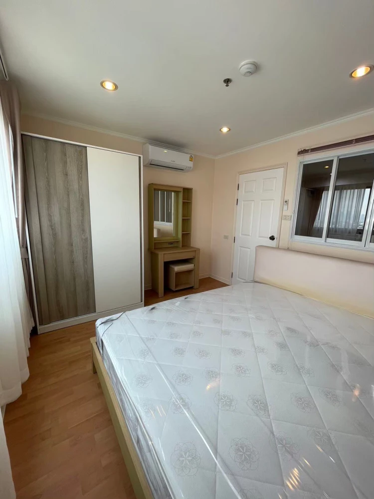 For rent Lumpini Ville Phahol-Sutthisarn 1 bedroom 1 bathroom, fully furnished, don't miss this great deal.