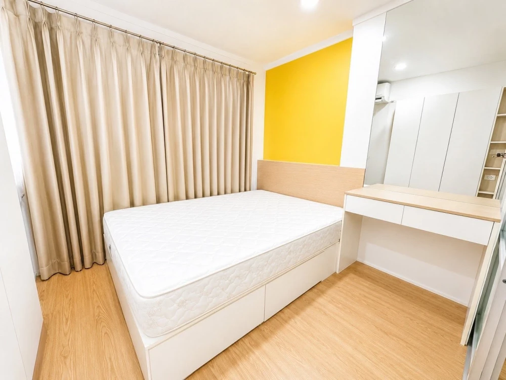 For rent: Lumpini Ville Prachachuen-Pongpetch 2, fully furnished minimalist-style unit with high-quality built-in furniture. Book now!