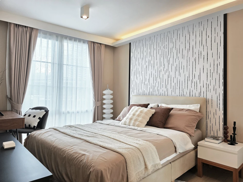 For rent: Maestro 39, 3rd floor, beautiful room, stunningly decorated, ready to move in. Reserve now, hurry!