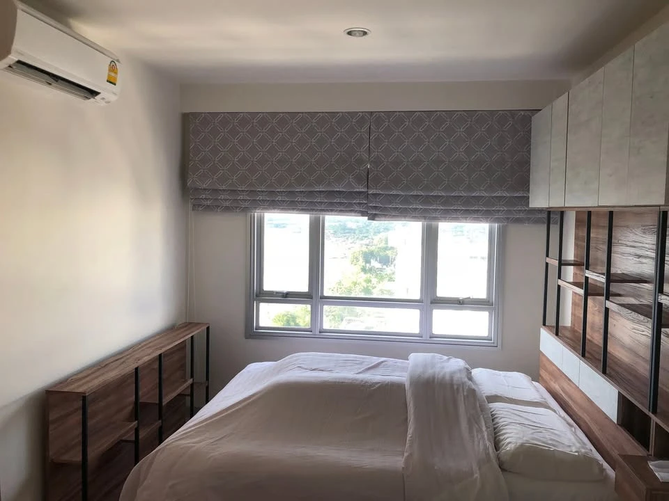For rent: Manor Sanambinnam, luxury condo, next to the Chao Phraya River, Chao Phraya River view, corner room with a large balcony, book now