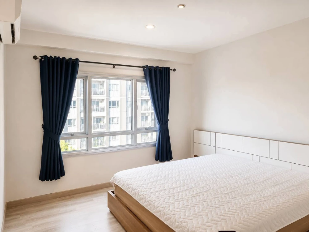 For rent: Manor Sanambinnam, 1 bedroom, spacious living area, great location, beautiful river view. Don't miss out!