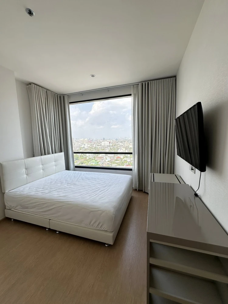 For rent: Maru Ekkamai 2, 20th floor, corner unit, unobstructed view, fully furnished, ready to move in!