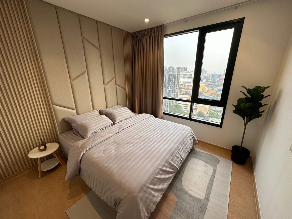 For rent sell Maru Ekkamai 2 1 Bedroom 34 SQ.M. Wide front room, airy, RARE UNIT, a rare room in the building, book now.
