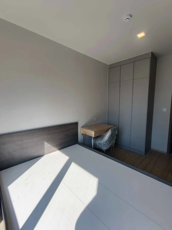 For rent: Metris District Ladprao, 31 sq.m., unblocked view, fully furnished. Just bring your belongings and move in.