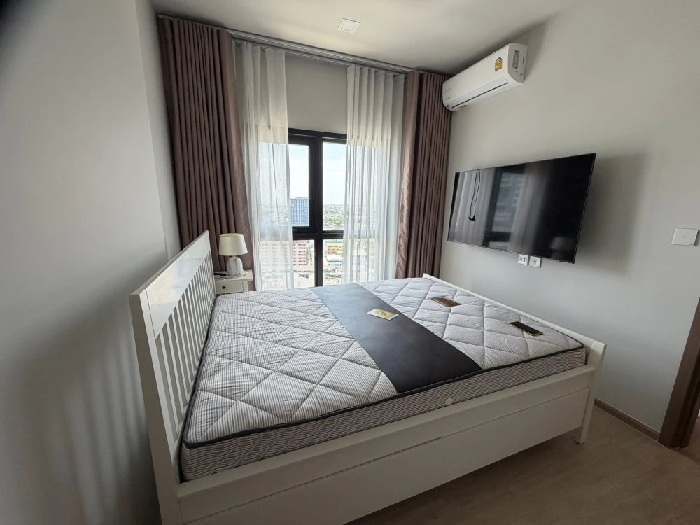 For rent: Metris Pattanakarn, 17th floor. Nice, fully furnished unit. Book now! Don't miss out!