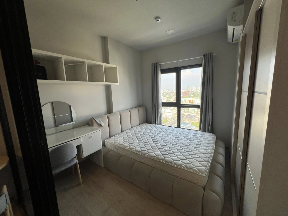 For rent: Metris Pattanakarn, 17th floor unit, coordinating interior design, fully furnished. Book now!