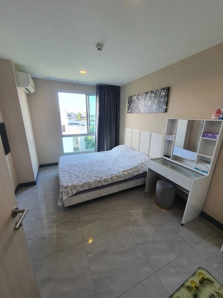 For rent: Metro Luxe Kaset, 1 bedroom, 1 bathroom. Fully furnished with complete amenities. Book now!