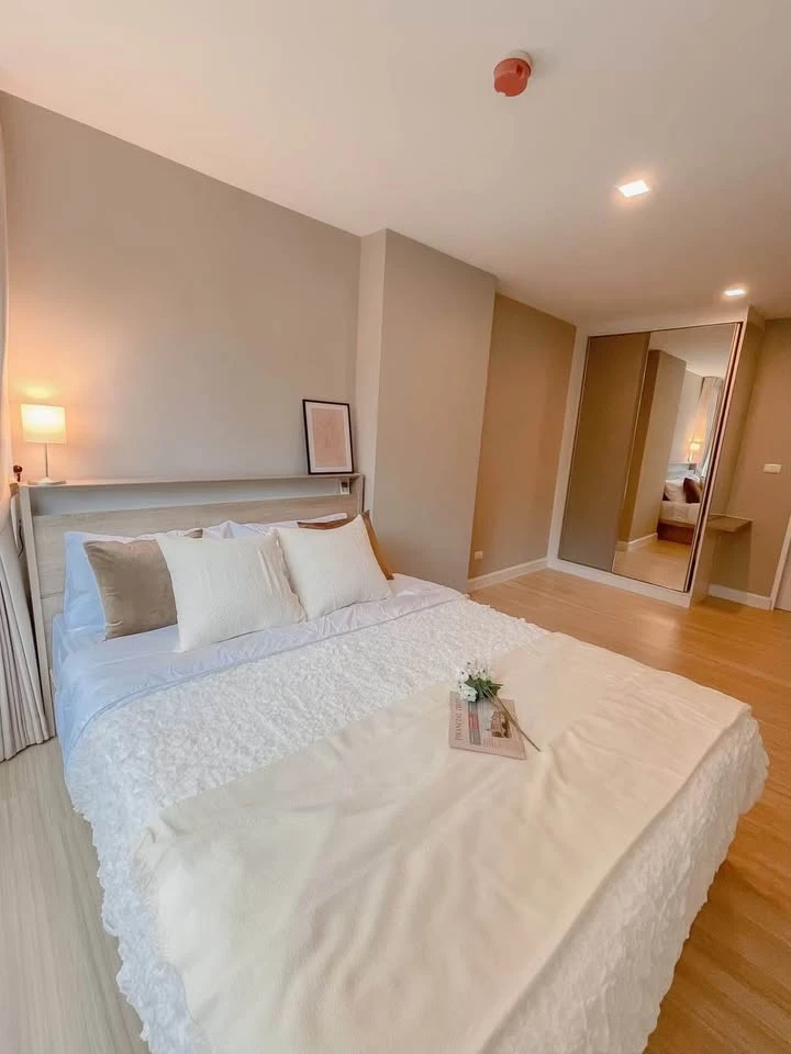 Metro Luxe Ratchada for rent, a lovely room decorated in a minimalist style, good location, comes with complete furniture. Reserve now!