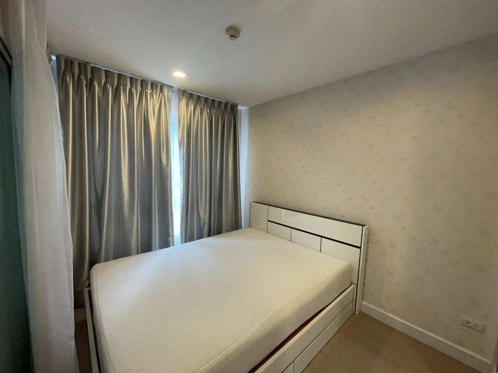 For rent: MetroLuxe Paholyothin-Sutthisan, clean and comfortable room, comes with complete furniture and electrical appliances. Don't miss it.