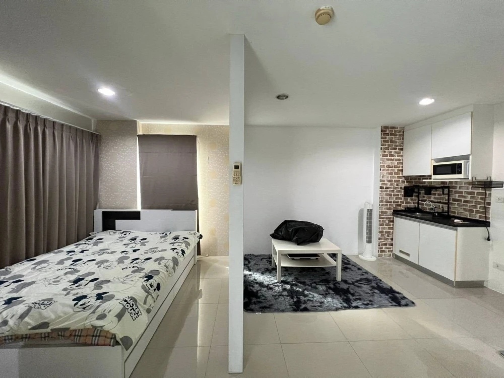 For rent: Milestone Serithai Building A, 8th floor, corner unit. Quiet and private. Fully furnished with appliances. Book now!