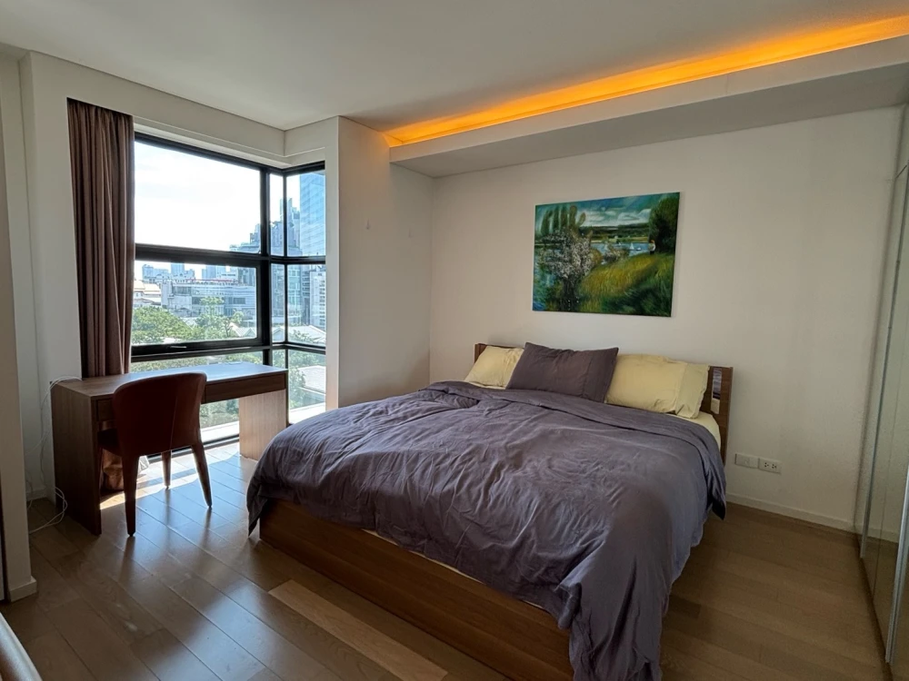 MODE Sukhumvit 61 condo for rent. Nice and fully furnished. Book now!