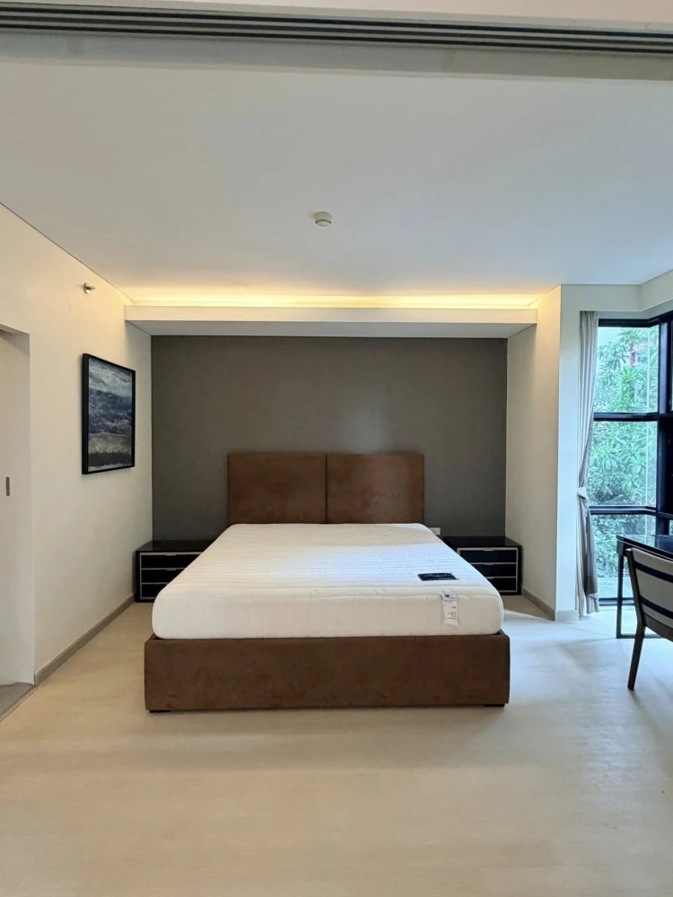 For rent: MODE Sukhumvit 61, 1 bedroom, 1 bathroom, spacious living area, fully furnished. Book now!