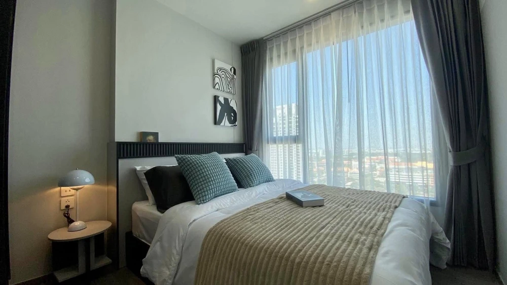 For rent: Modiz Avantgarde, 23rd floor, corner unit, north facing, fully furnished, very livable. Book now!