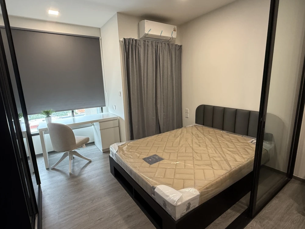 Modiz Avantgarde condo for rent, north facing, very high floor, not hot, with built-in kitchen counter. Book now before it's too late!