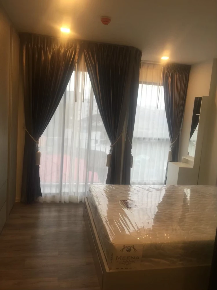 For rent: Modiz Interchange, 5th floor, fully furnished unit. Book now! Don't wait! Act fast!