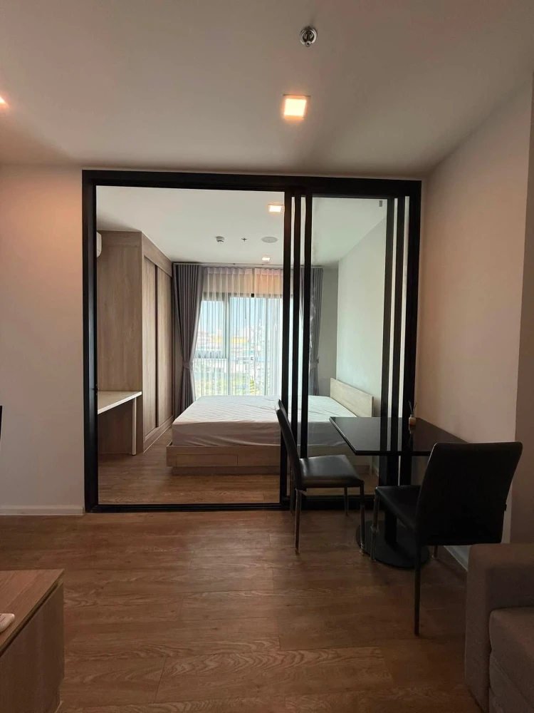 For rent: Modiz Sukhumvit 50, 5th floor, fully furnished unit. Very comfortable and ready to move in. Book now! Don't miss out!