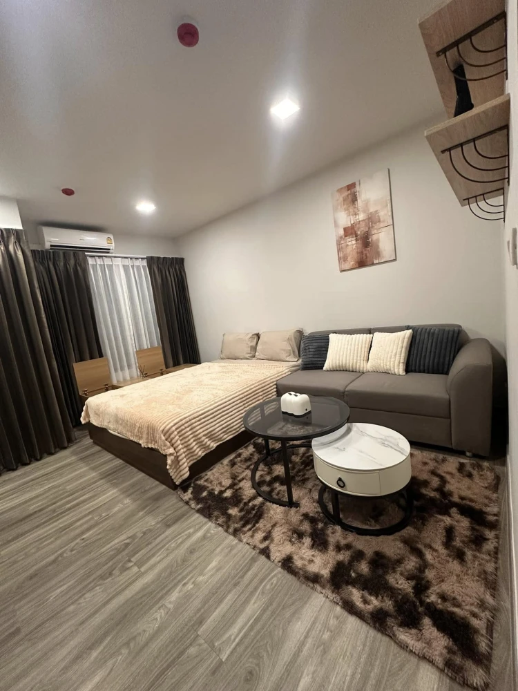 For rent: Monte' RSU, 6th floor, outside view, fully furnished room, ready to move in, hurry and reserve now before it's gone.