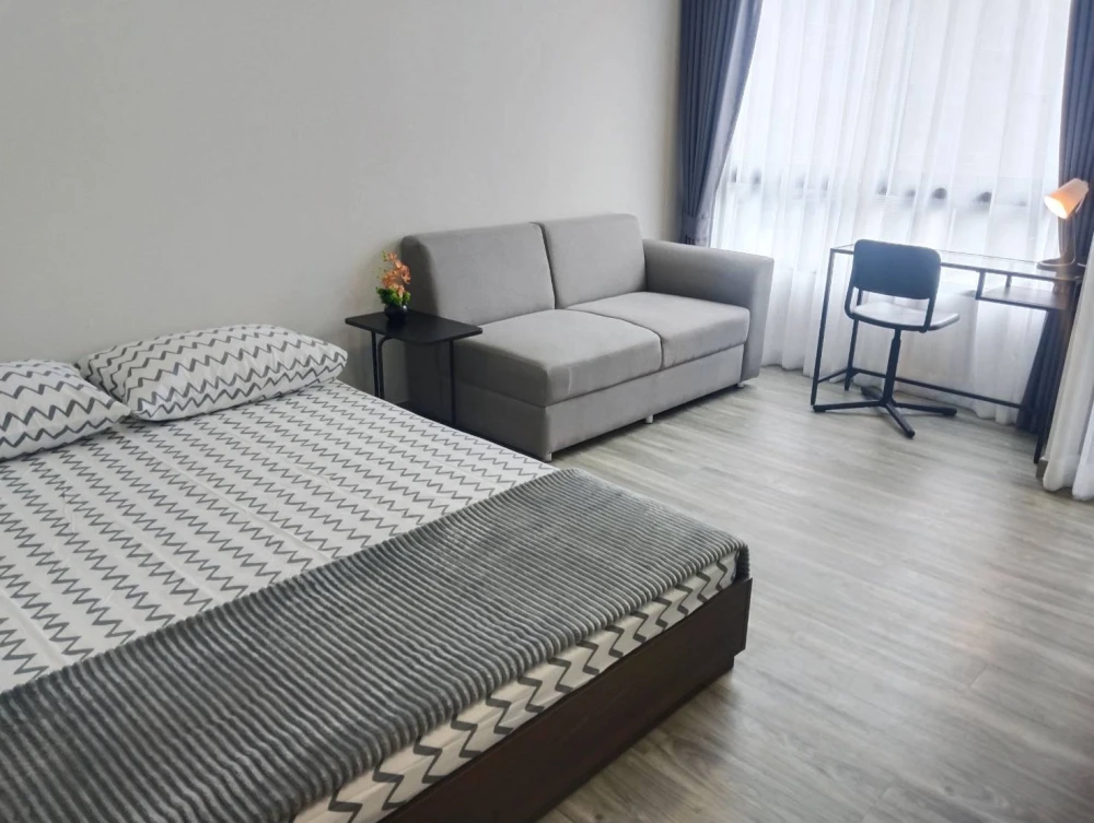 For rent: Monte' RSU, 7th floor, fully furnished room, ready to move in, just bring your bag, hurry!