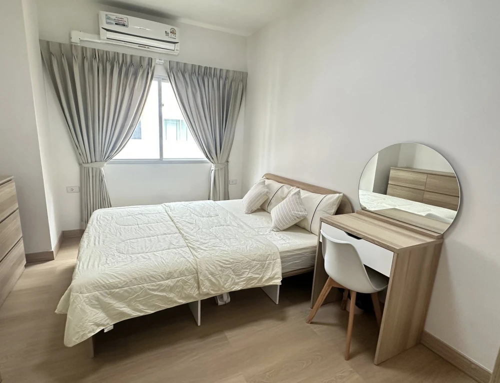 For rent: My Condo Sukhumvit 103, a lovely room with a white tone, pleasing to the eye, and a comfortable price. Come and reserve now!