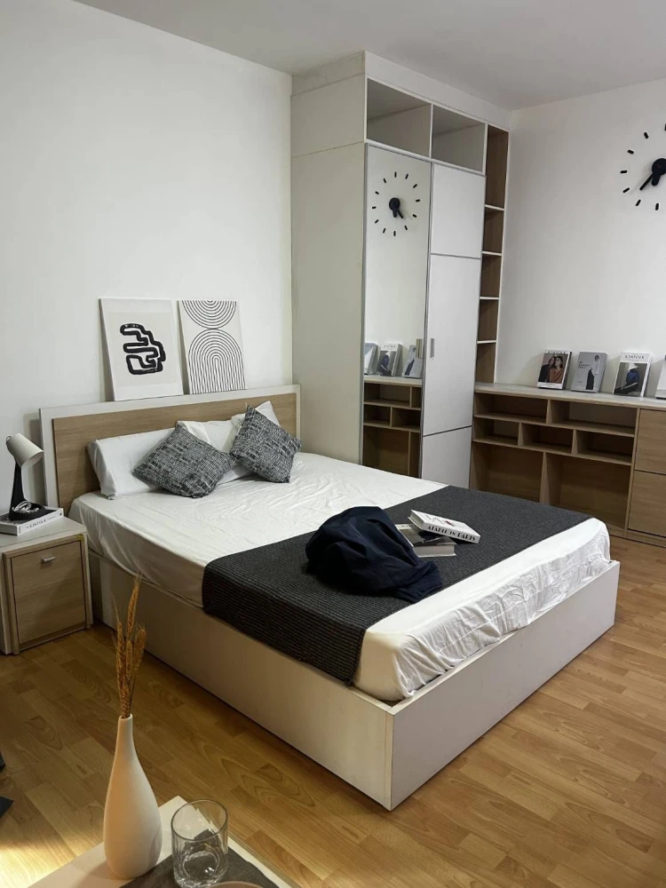 For rent my condo ladprao 27 studio room size 25 sq m. Fully furnished, well decorated, very comfortable, interested in booking now.