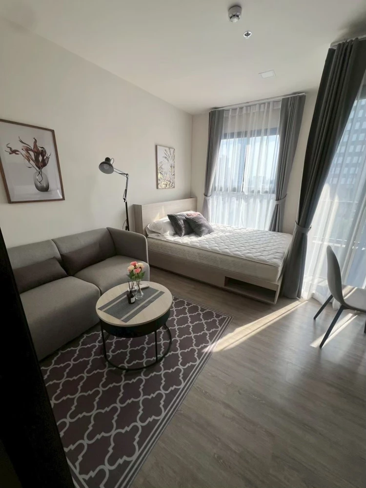 For rent: Nia-by-Sansiri, 4th floor, 24 sq m. Fully furnished with all appliances, simply but completely decorated. Book now!