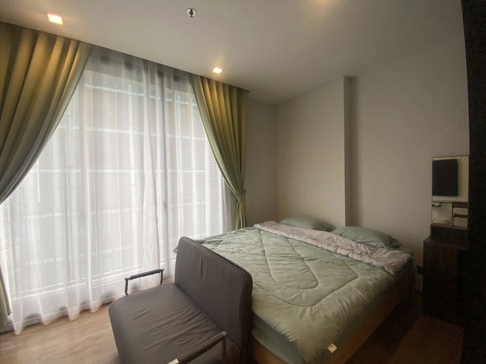 Noble Around Ari for rent, a nice room on the 31st floor with a high view, comes with a great price, you will regret it if you miss it.