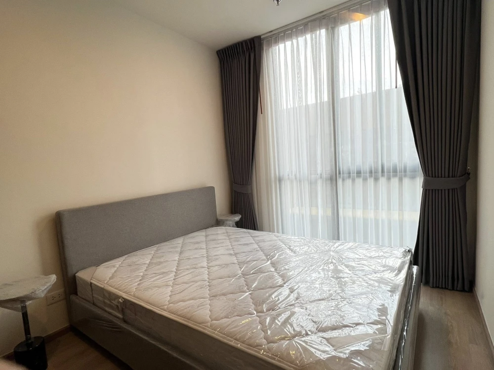 For rent: Noble Nue District R9, 9th floor unit. Excellent location, convenient transportation, fully furnished. Don't miss out!