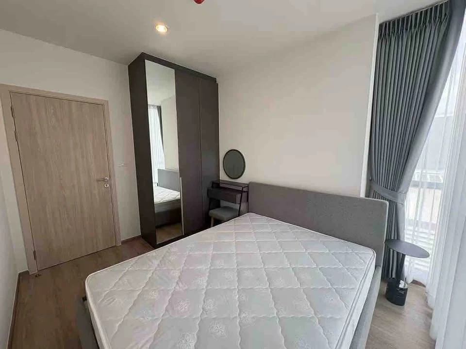 For rent: Noble Nue District Rama 9. Spacious room on the 22nd floor with great views. Book now, don't wait!