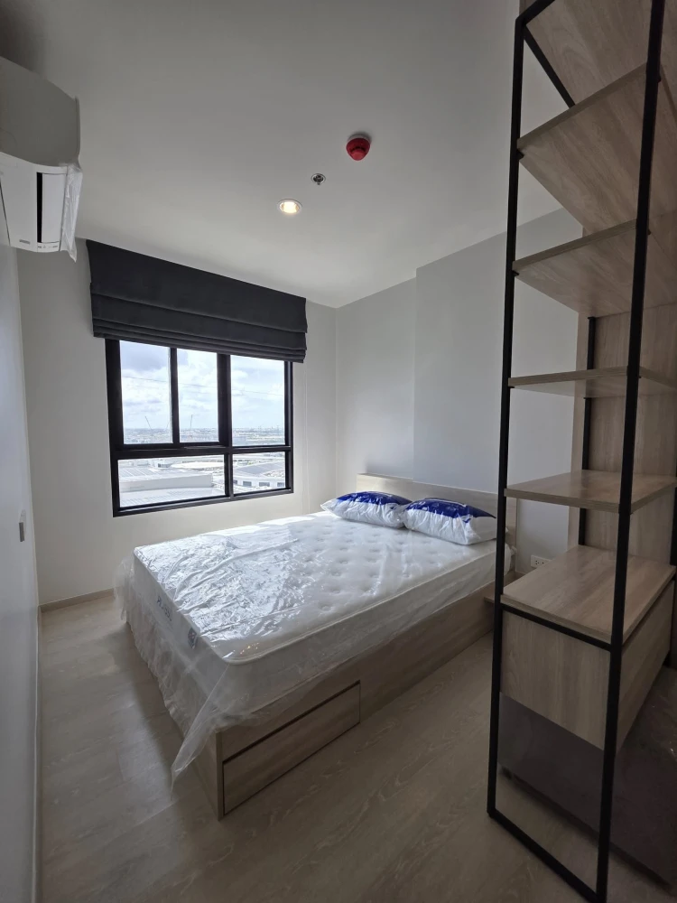 For rent: Noble NUE Mega Plus Bangna, a nice room with all built-in furniture. Hurry and reserve now!