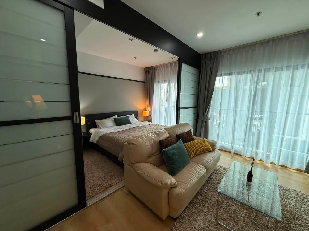 Noble Remix for rent, fully furnished, stylish and very livable. Don't just look, book now!