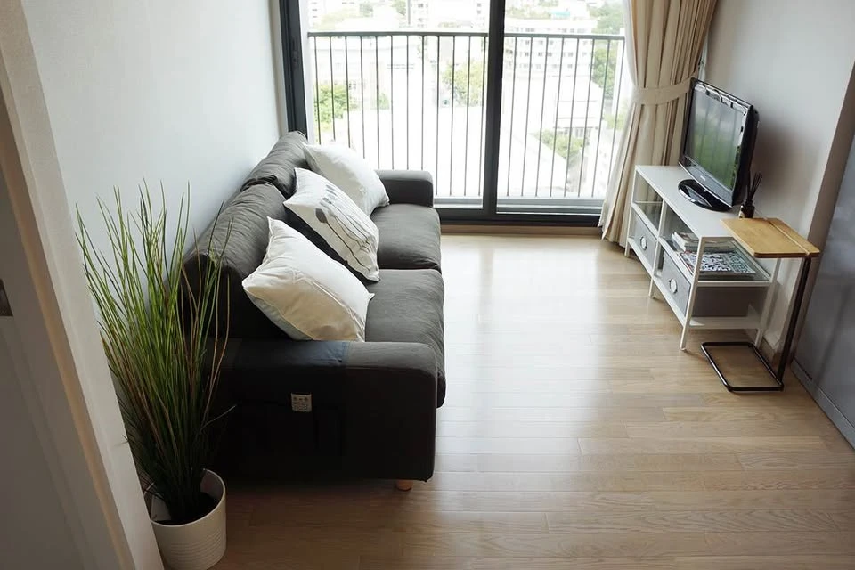 For rent: Noble Remix Sukhumvit 36, nice room, 10th floor, just the right height, great price, hurry and move in!